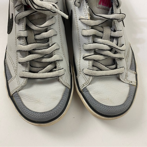 Nike grey gray Capri Low Top Court Sneakers - Picture 3 of 6